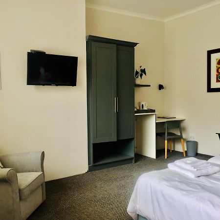 יוהנסבורג Melville Manor Guest House מראה חיצוני תמונה