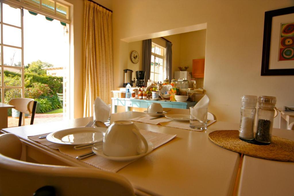 יוהנסבורג Melville Manor Guest House מראה חיצוני תמונה