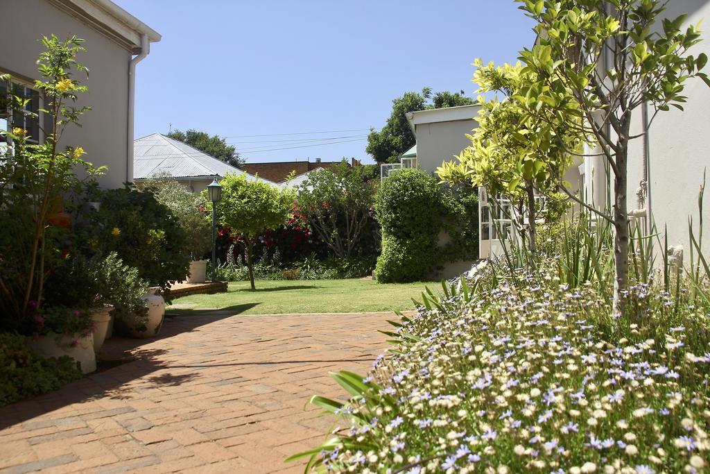 יוהנסבורג Melville Manor Guest House מראה חיצוני תמונה