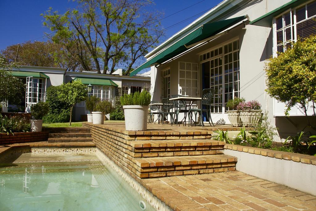 יוהנסבורג Melville Manor Guest House מראה חיצוני תמונה