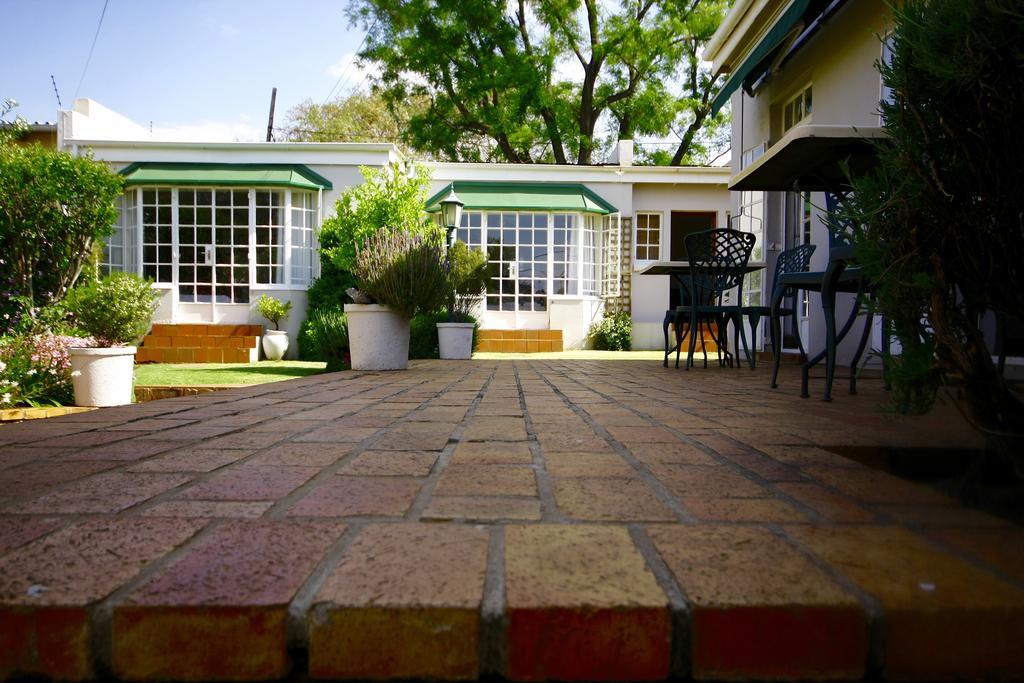 יוהנסבורג Melville Manor Guest House מראה חיצוני תמונה