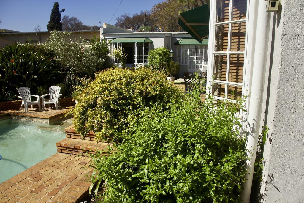 יוהנסבורג Melville Manor Guest House מראה חיצוני תמונה