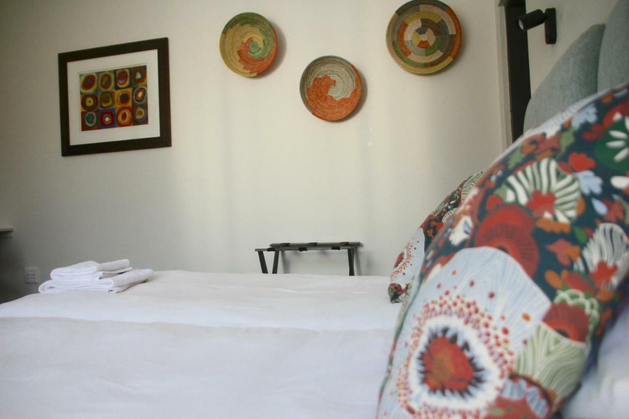 יוהנסבורג Melville Manor Guest House מראה חיצוני תמונה