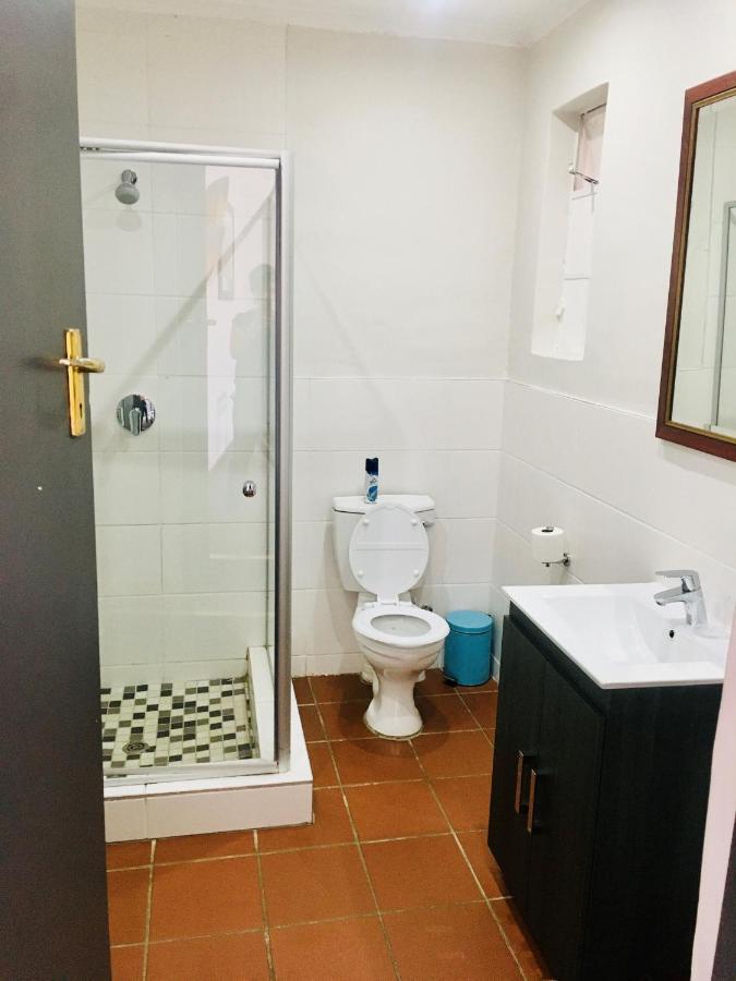 יוהנסבורג Melville Manor Guest House מראה חיצוני תמונה